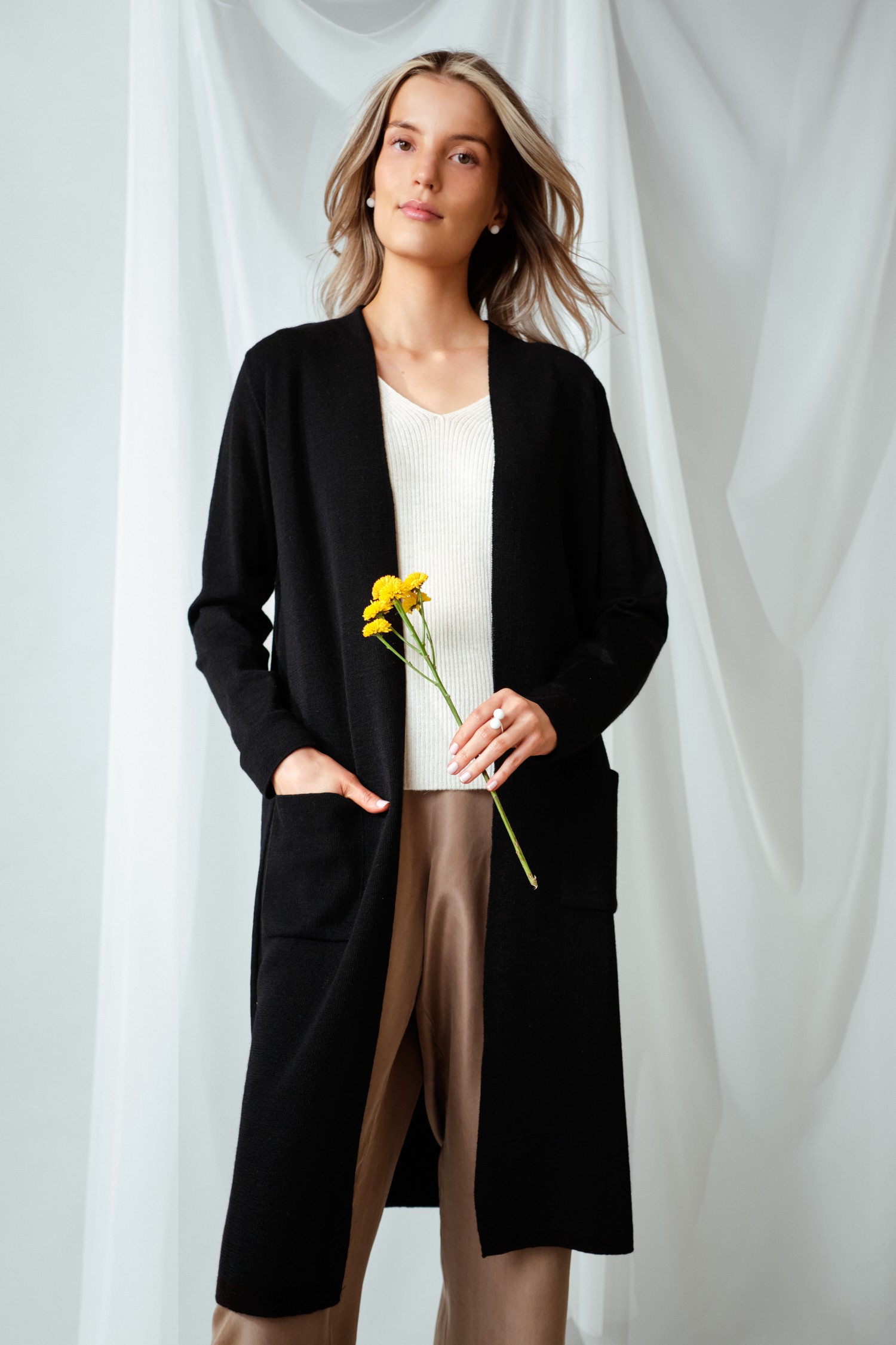 JOY cardigan, black | Alpa