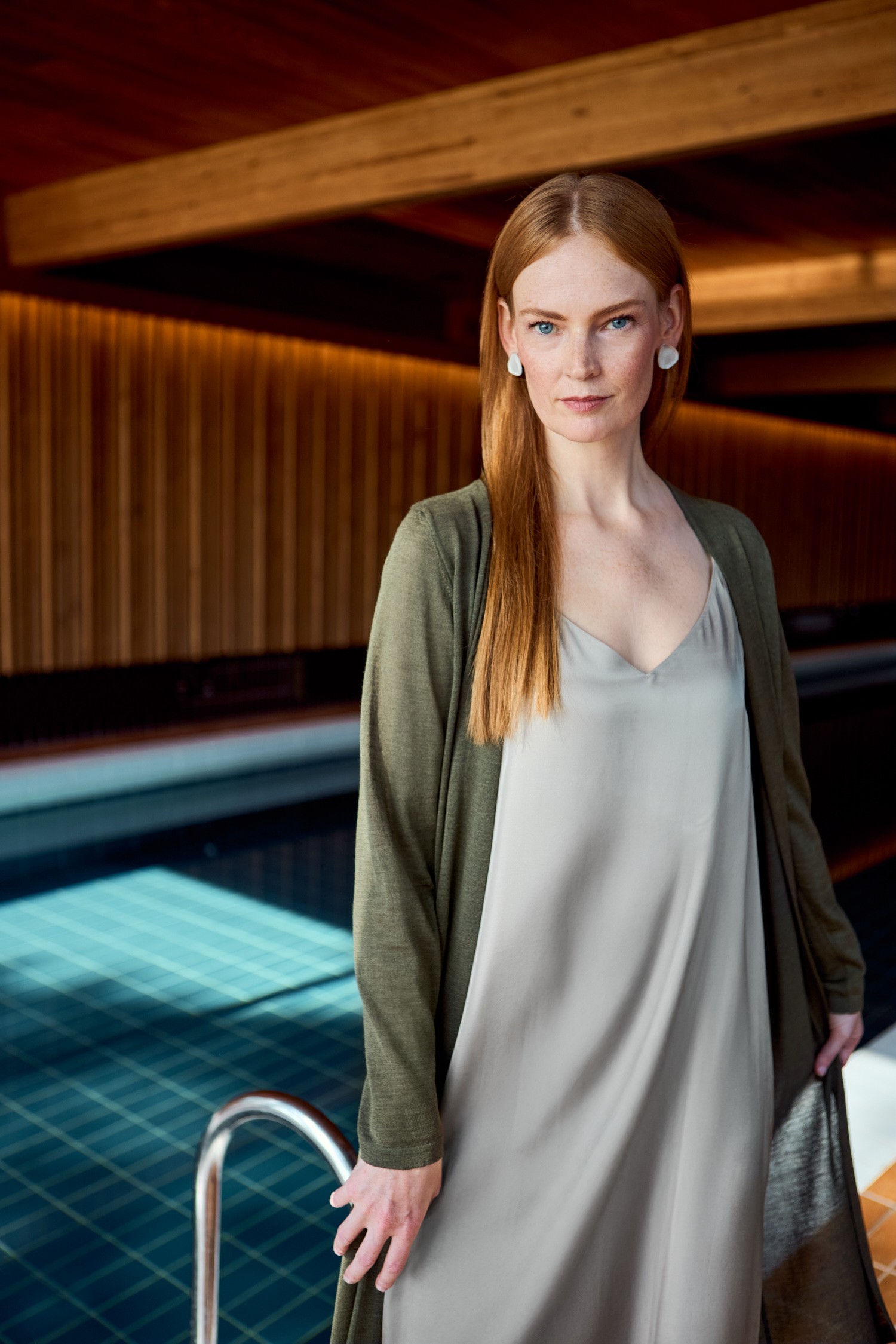 SWAN cardigan, dark olive