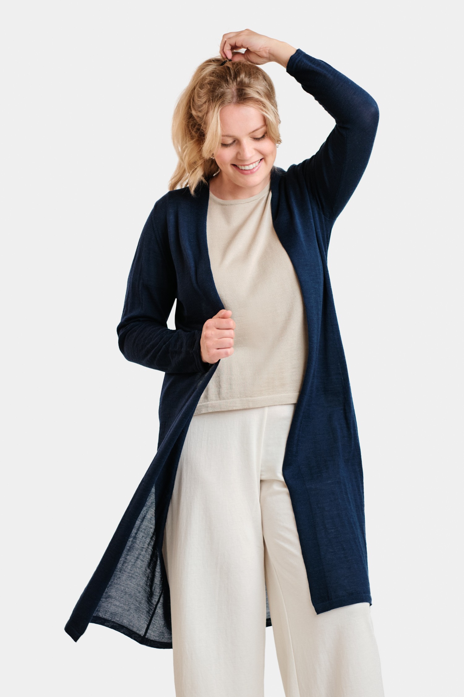 SWAN cardigan, midnight blue