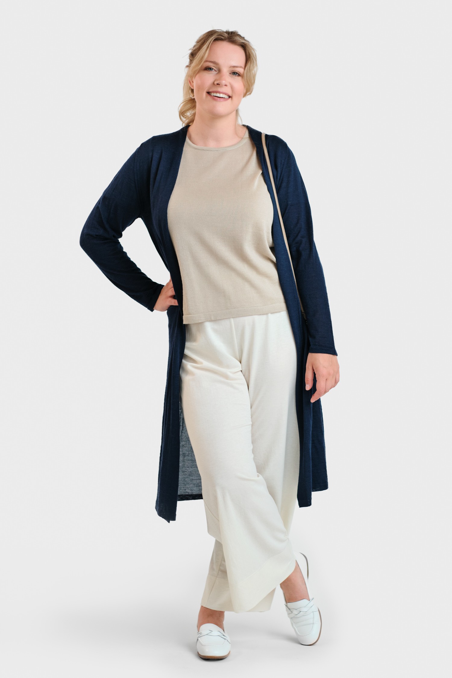 SWAN cardigan, midnight blue - Image 2