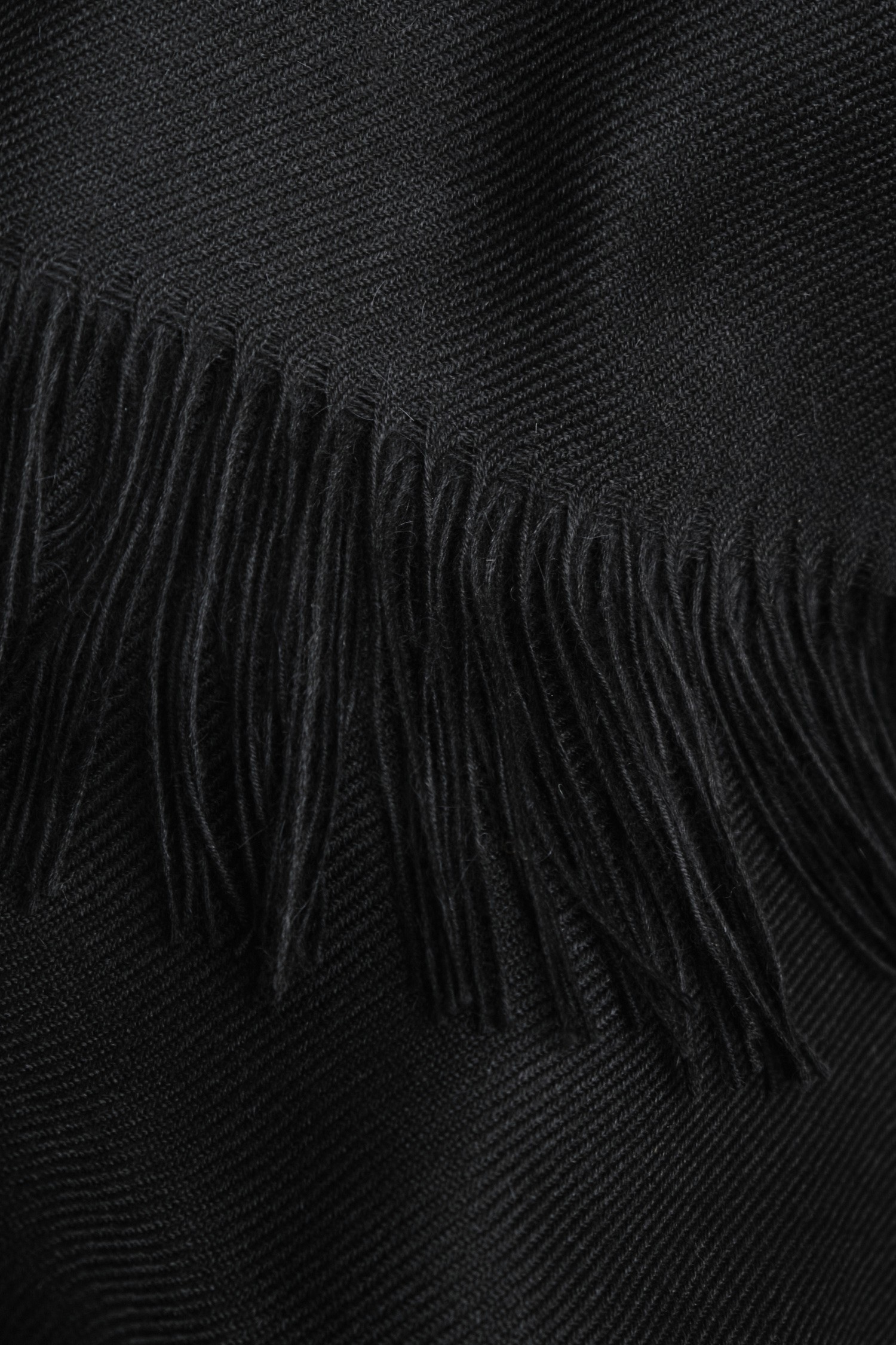 Halo midishawl, black - Image 2