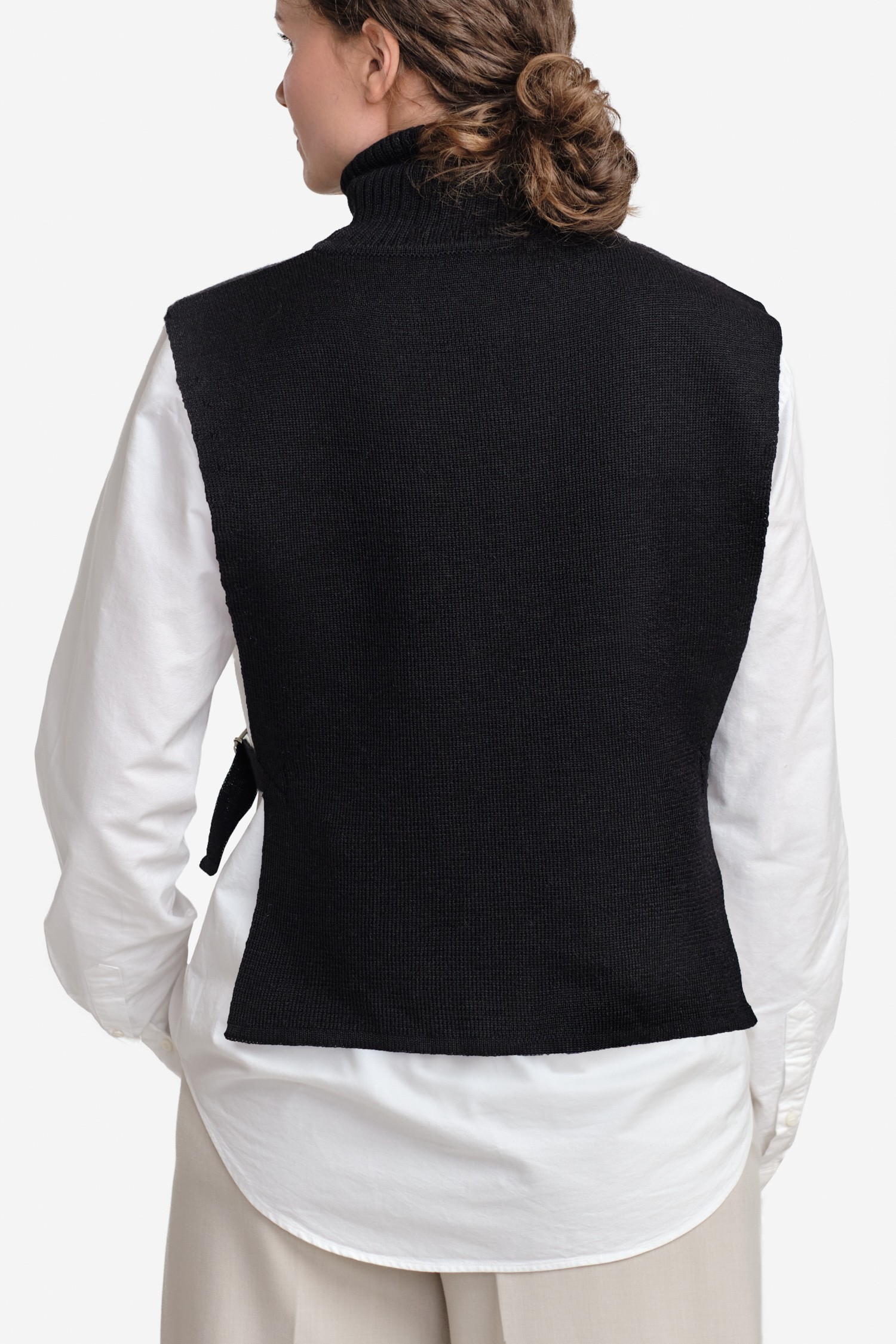 SOLACE vest, black - Image 4