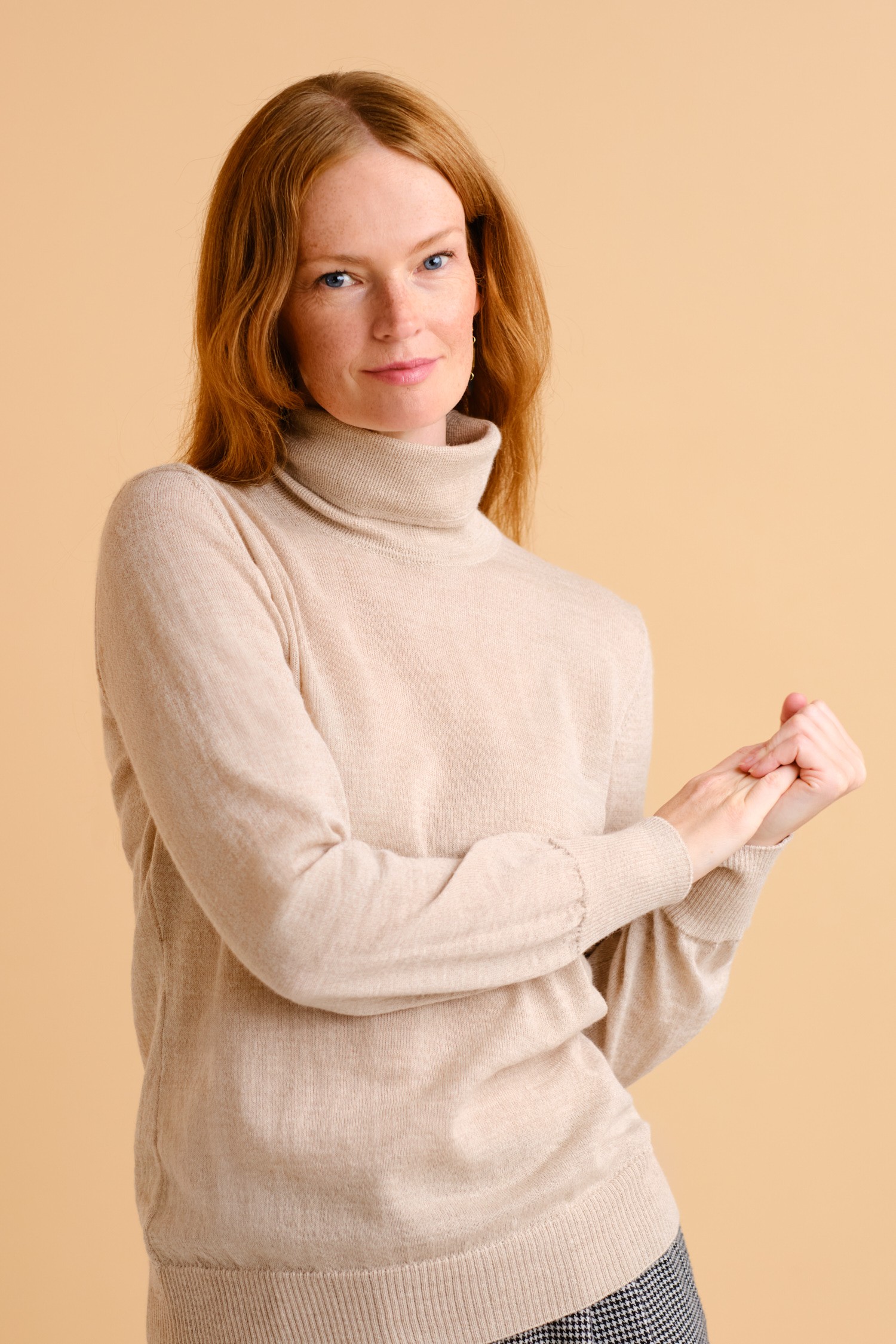 SMOOTH turtleneck, beige - Image 5