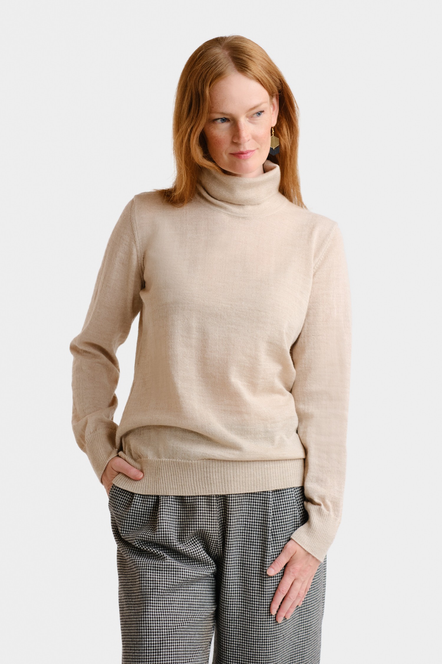 SMOOTH turtleneck, beige