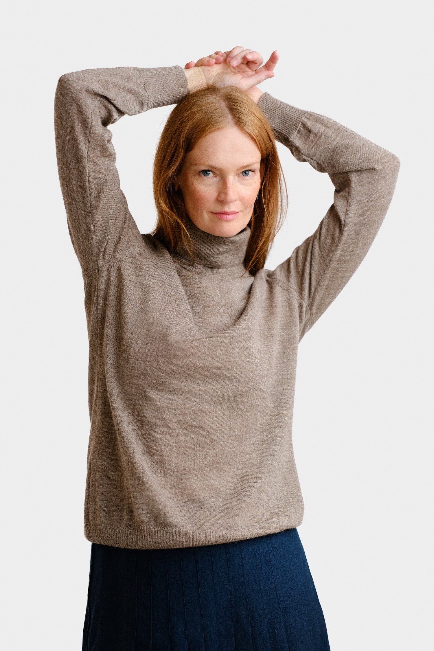 SMOOTH turtleneck, dark greige - Image 2