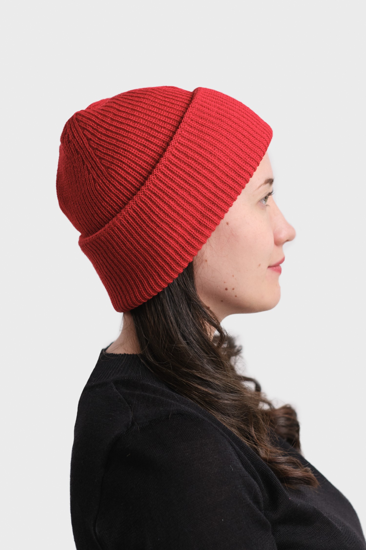 AVENUE beanie, lingonberry - Image 2